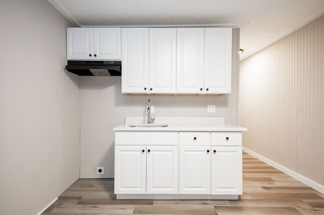 Building Photo - Updated 3BR/2BA Home – $500 OFF 1st Month!