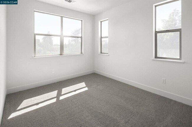 Building Photo - 2802 Chattelton Ln., San Pablo