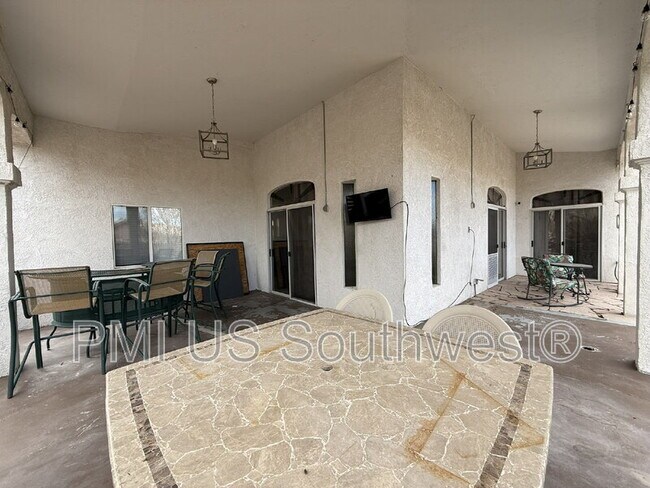 Building Photo - 3443 Sunbonnet Dr