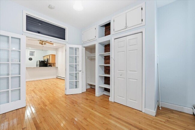 Building Photo - 155a Sherman Ave