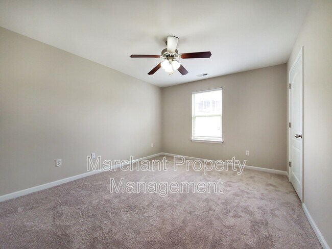 Building Photo - 138 Autumn Hill Rd