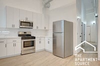 Building Photo - 4731 N Western Ave