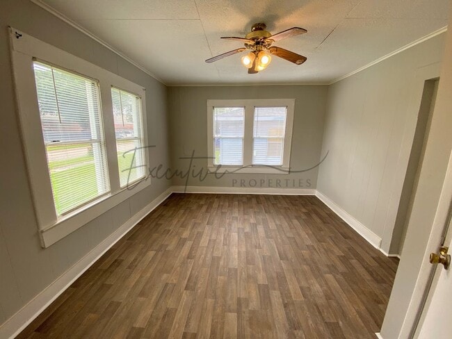 Building Photo - Affordable 2BR Home with 1.5 Baths – $795/...