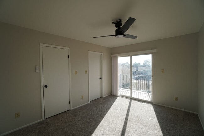 Building Photo - 6727 Dale Rd