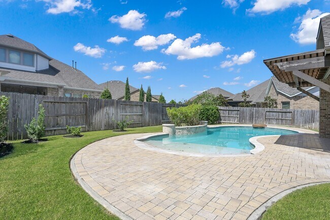Building Photo - 25315 Angelwood Springs Ln