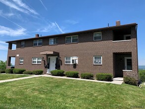 Building Photo - 123 Lulay St