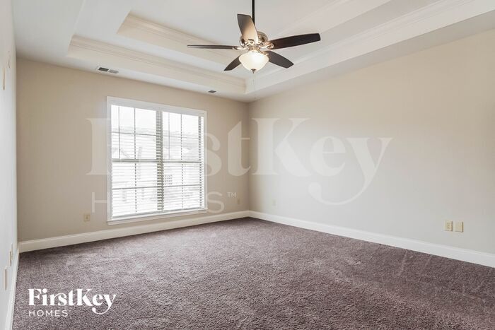 Building Photo - 5179 Meadow Lake Cir