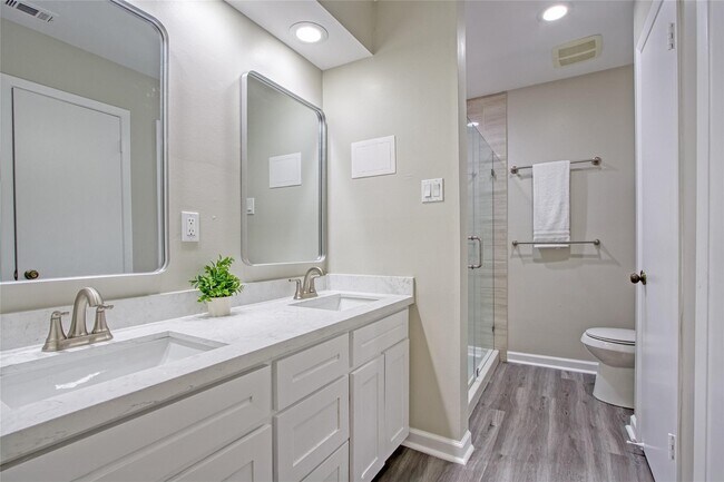 Building Photo - 17163 Beaver Springs Dr