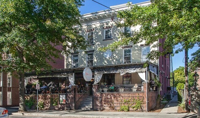 Primary Photo - 279 Crown Street