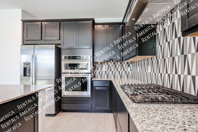 Building Photo - 5509 N 108th Ave