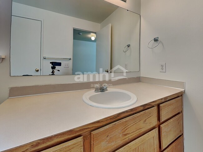 Building Photo - 18631 29th Ave E