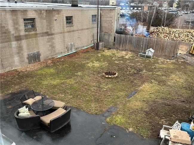 Building Photo - 12 Woodland St