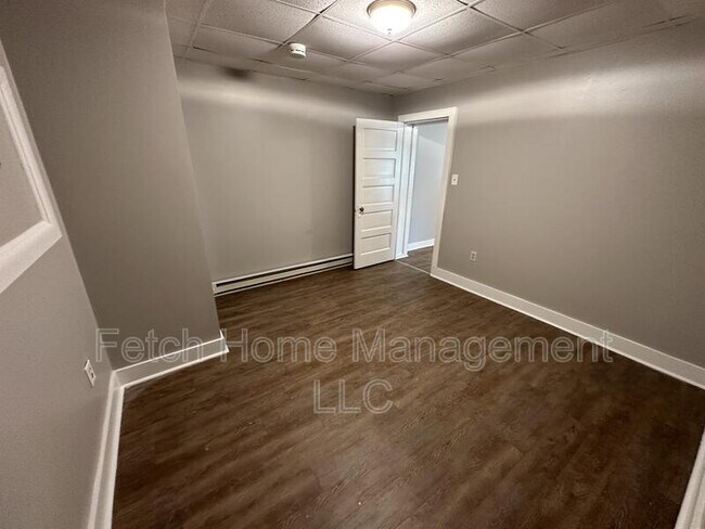 Building Photo - 6 Reese Ave