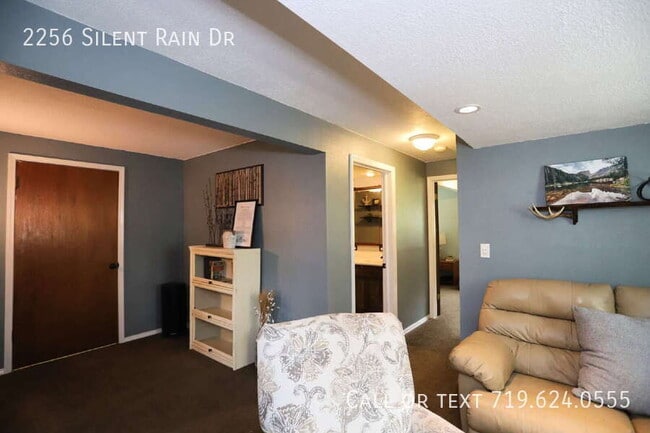 Building Photo - 2256 Silent Rain Dr