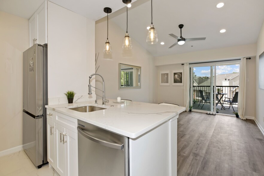 Building Photo - 3313 Wyndham Cir