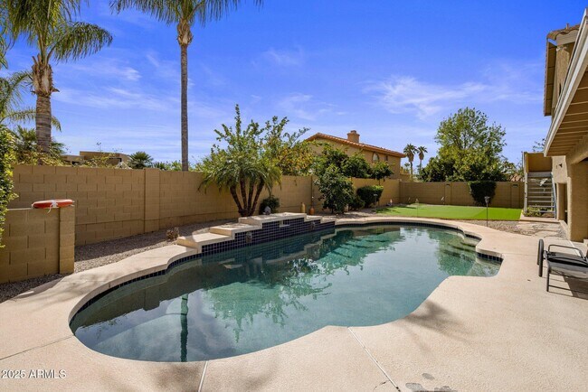 Building Photo - 5747 E Gelding Dr
