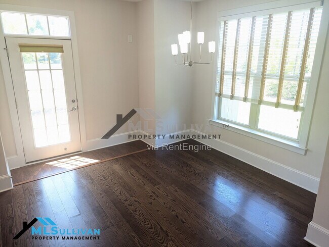 Building Photo - 375 Avett Dr