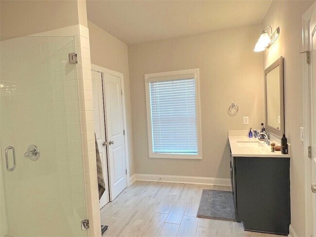 Building Photo - 3864 Light Farms Wy