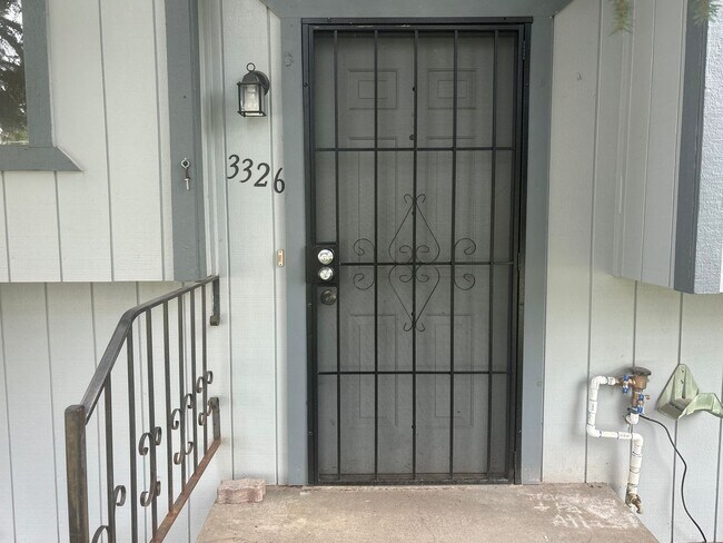 Building Photo - Charming 2 Bed, 2 Bath Home! *SPECIAL: $50...