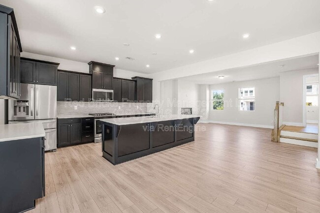 Building Photo - 2837 Ensemble Ct