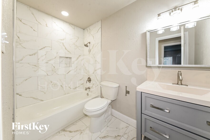 Building Photo - 2023 Godiva St