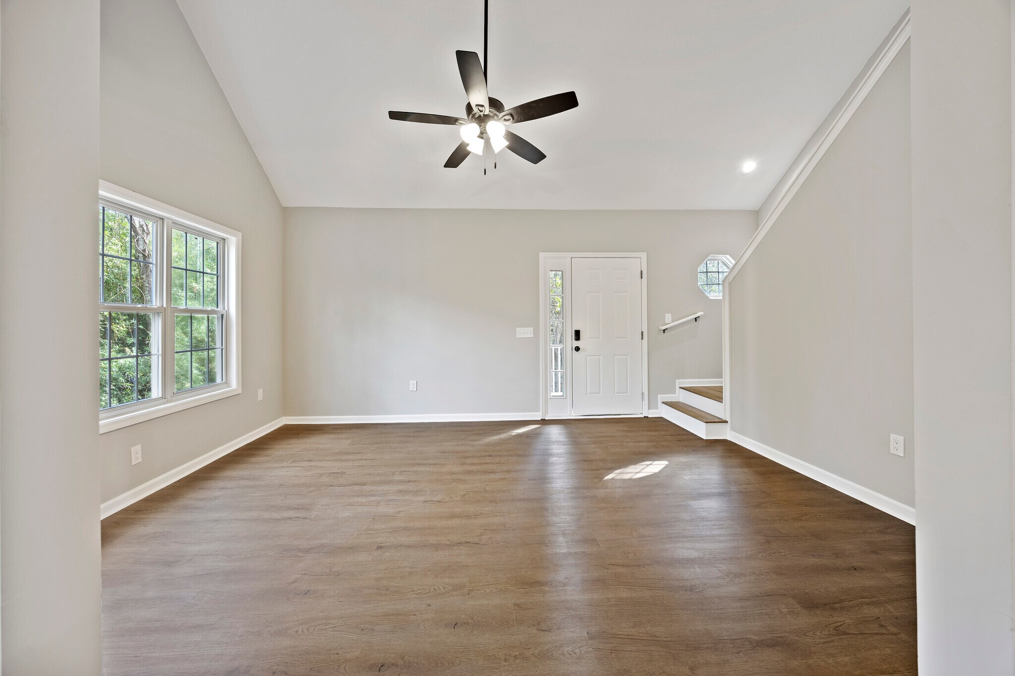 Building Photo - 40 Brittany Pl