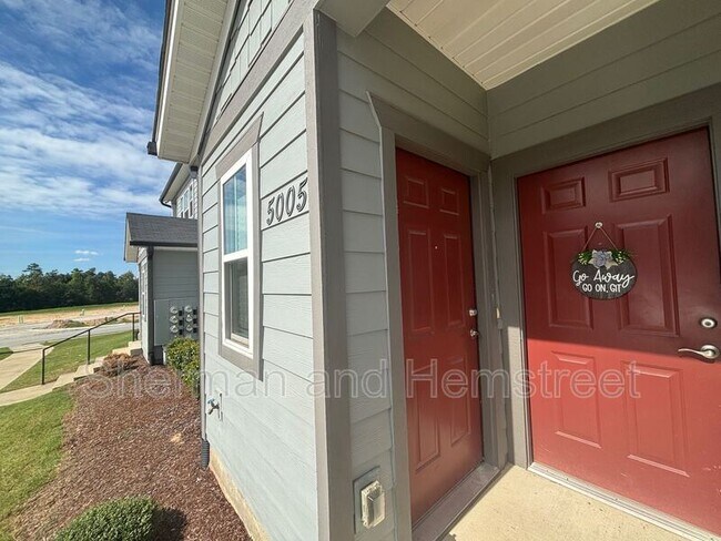 Building Photo - 5005 Mimosa Dr