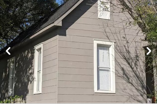 Building Photo - 225 W Monterey St