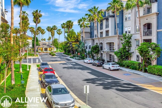 Building Photo - *MOVE-IN SPECIAL | $500 OFF FIRST MONTH'S ...