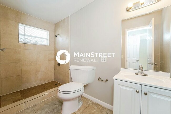 Building Photo - 3 Bedroom Pet-Friendly Home in West Park, ...