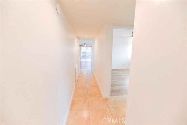 Building Photo - 251 Avenida Madrid