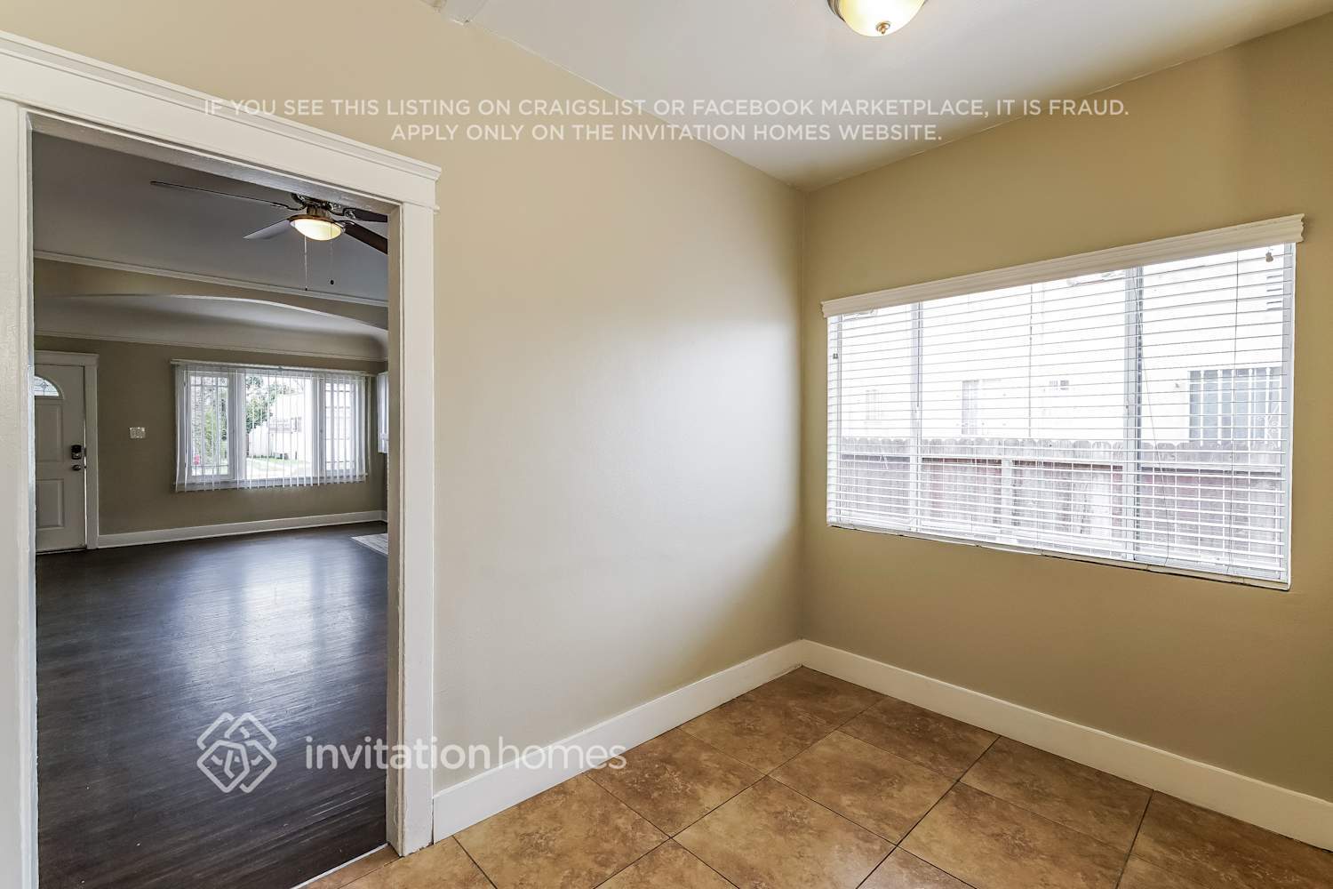 Building Photo - 1642 W 65th Pl
