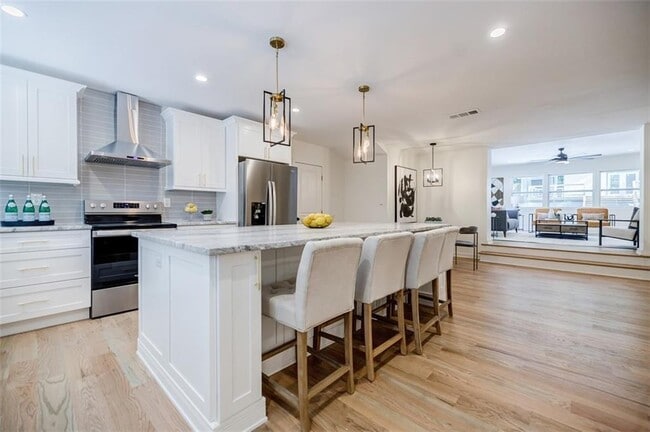 Building Photo - 3154 N Druid Hills Rd