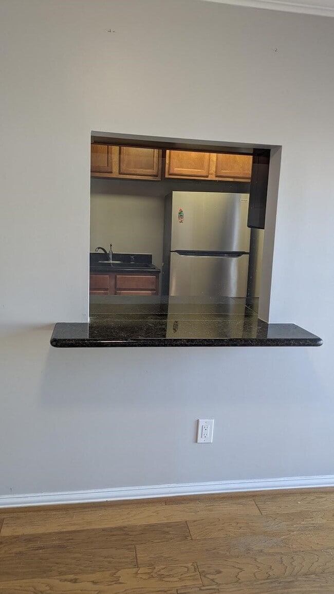 Building Photo - 402 Postoffice St