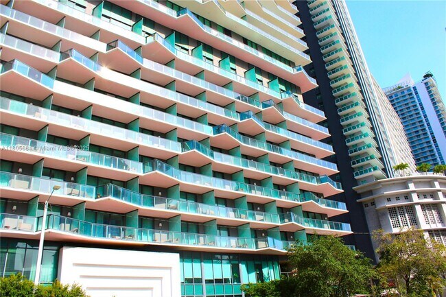 Building Photo - 1300 S Miami Ave
