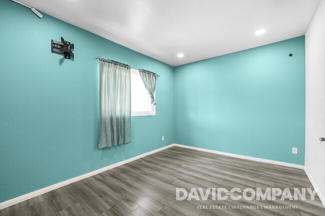 Building Photo - 1258 Biltmore Cir