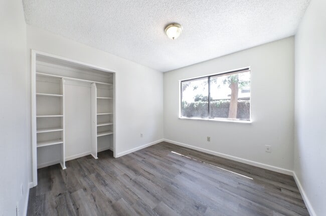 Building Photo - 7416 Hachita Ct