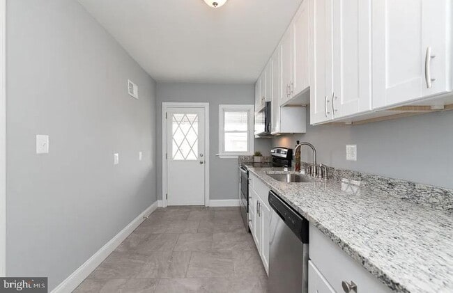 Building Photo - 1224 Winston Ave