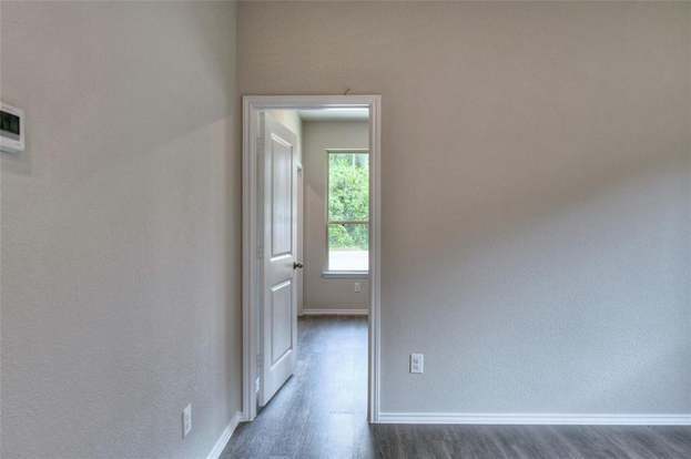 Building Photo - 12041 NELLWOOD-