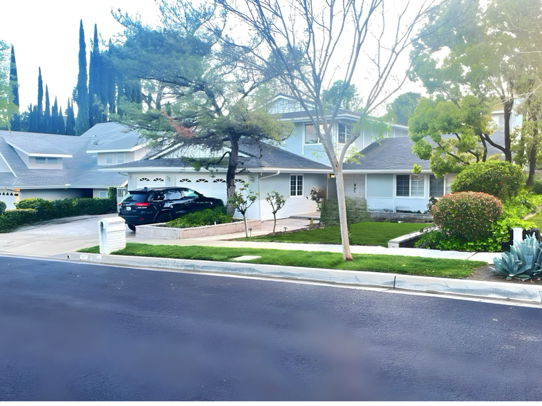 Primary Photo - 5055 Ludgate Dr