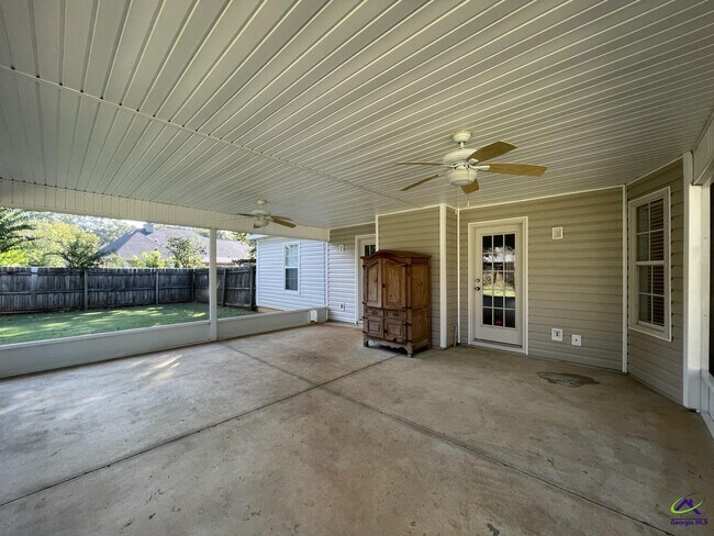 Building Photo - 102 S Gala Ct