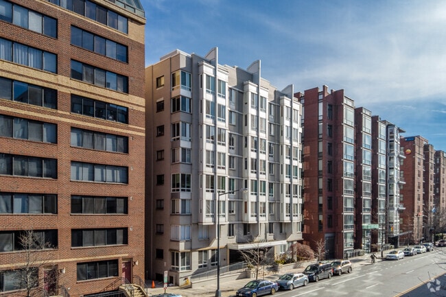 Building Photo - 1225 Lofts