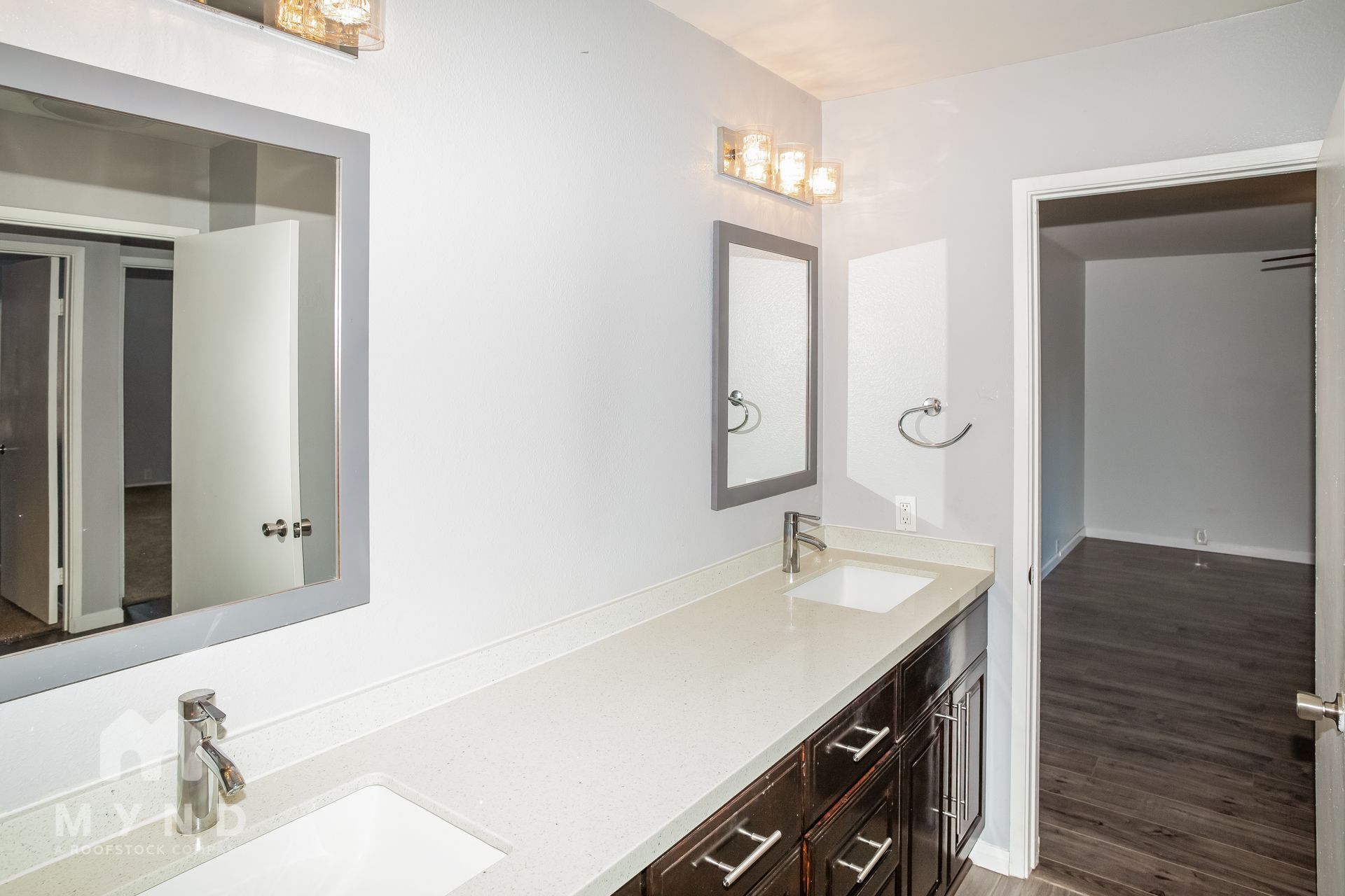 Building Photo - 10617 Caminito Cascara