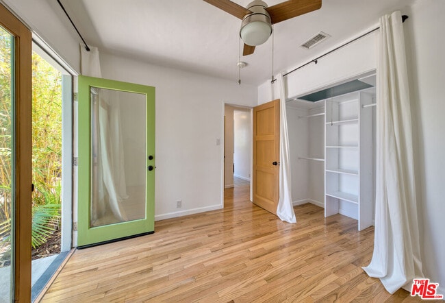 Building Photo - 847 Commonwealth Ave