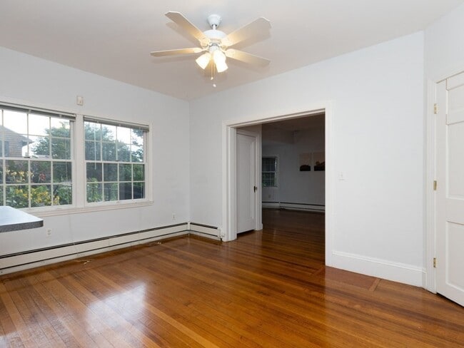 Building Photo - 128 Ashmont St
