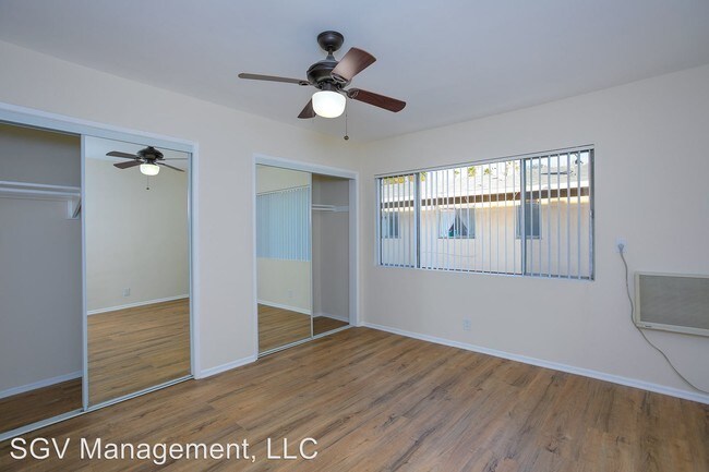 Building Photo - 518 E Washington Blvd