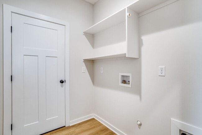 Building Photo - Auburn Villas- Maxwell Plan