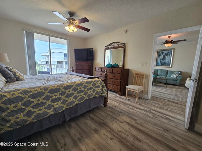 Building Photo - 806 Mystic Dr