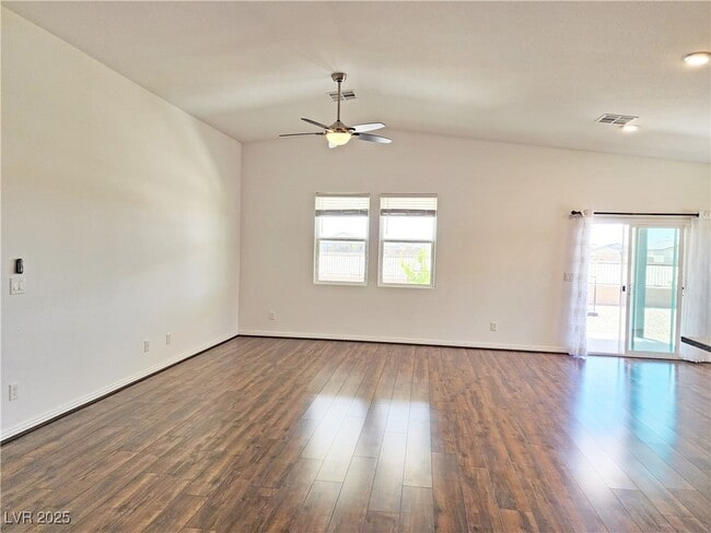 Building Photo - 3575 E Wallowa Dr