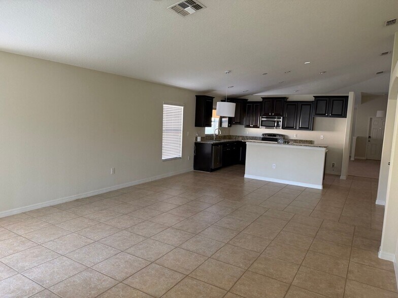 Building Photo - 10206 Stedfast Ct